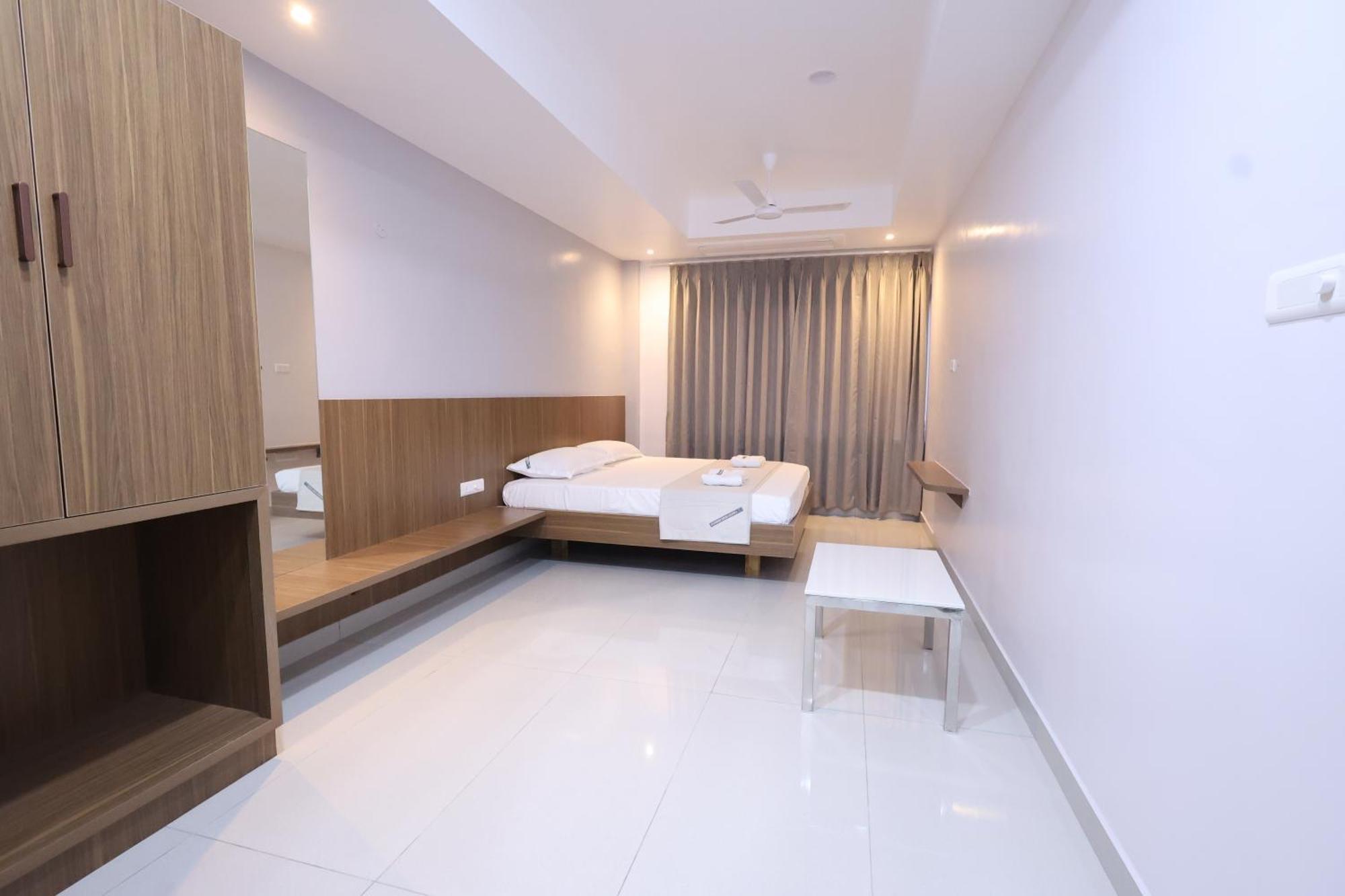 Tirupati Prime Homestay Екстериор снимка